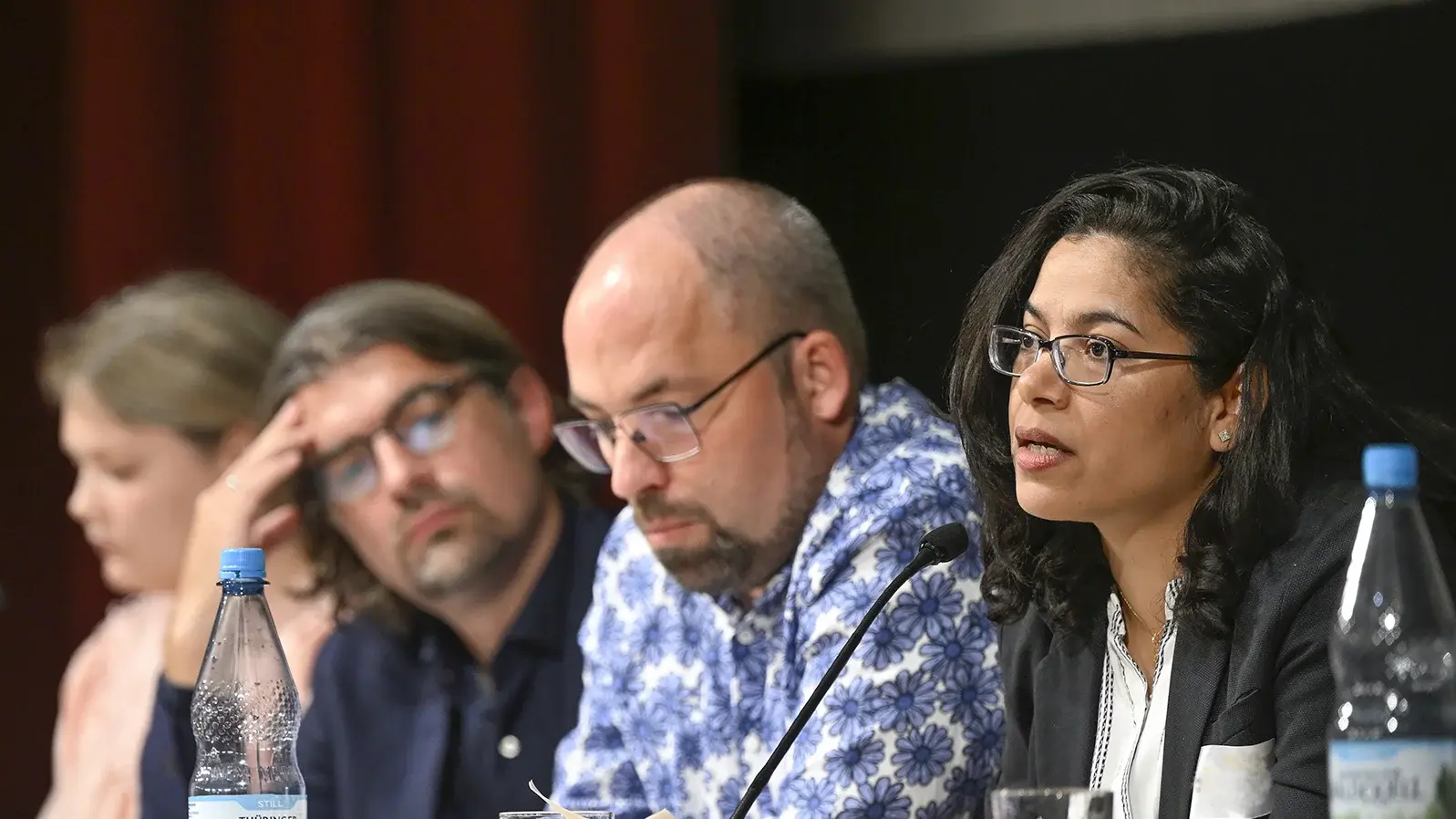 Podiumsveranstaltung "Was bringt die Frühneuzeitforschung in die Debatte über koloniale Vergangenheiten ein?"