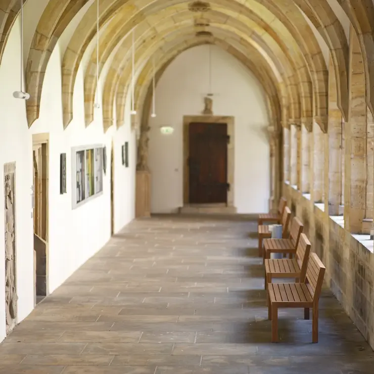 Blick in den Kreuzgang in der Domstraße 10, Katholisch-Theologische Fakultät der Universität Erfurt