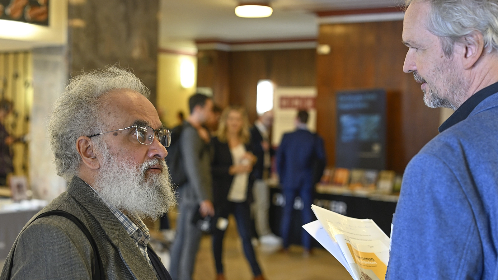 Sanjay Subrahmnayam and Martin Mulsow talking