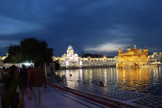 Raminder Kaur (Harmandir Sahib, Amritsar)